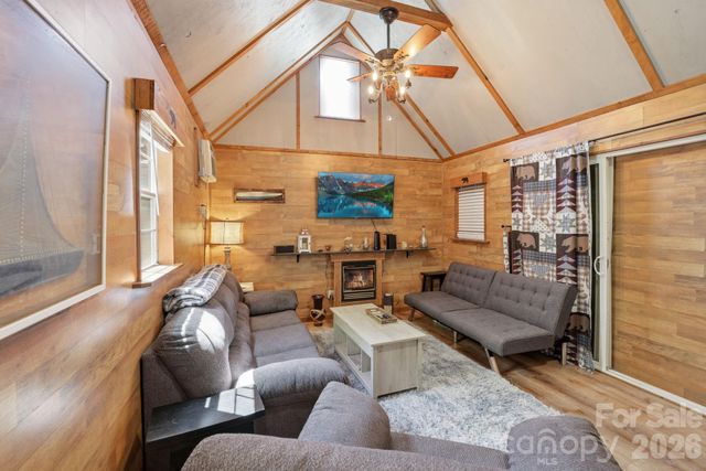 307 Dancing Leaf Lane, Bakersville, NC 28705