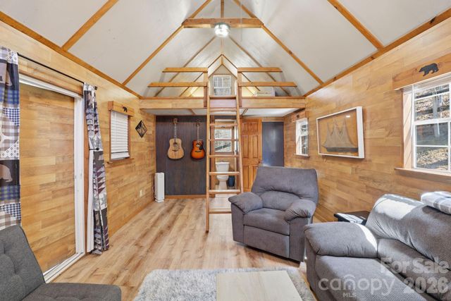307 Dancing Leaf Lane, Bakersville, NC 28705