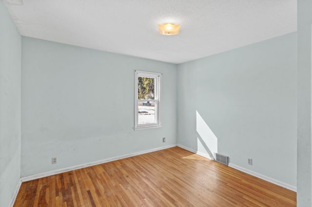 8601 1st Avenue S, Bloomington, MN 55420