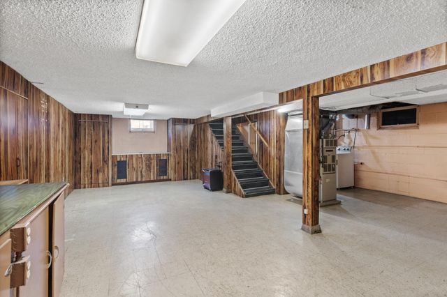 8601 1st Avenue S, Bloomington, MN 55420