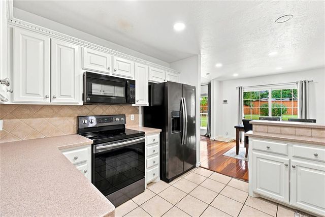 517 Cheswick Court, Norman, OK 73072
