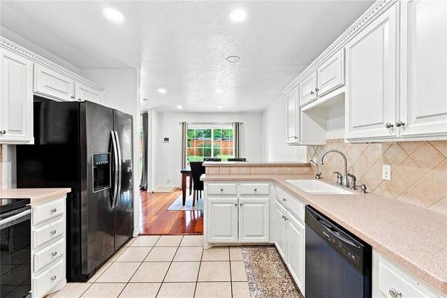 517 Cheswick Court, Norman, OK 73072