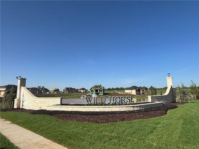 17705 Knox Street, Overland Park, KS 66221