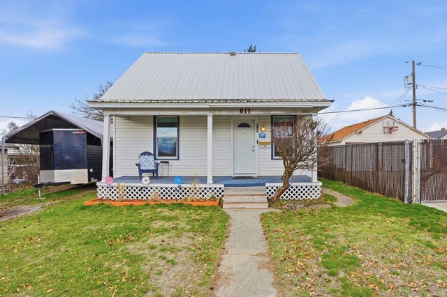 817 E Walton Ave, Spokane, WA 99207