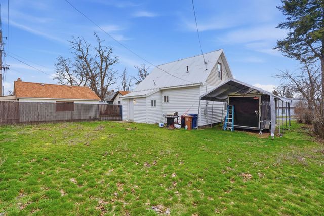 817 E Walton Ave, Spokane, WA 99207