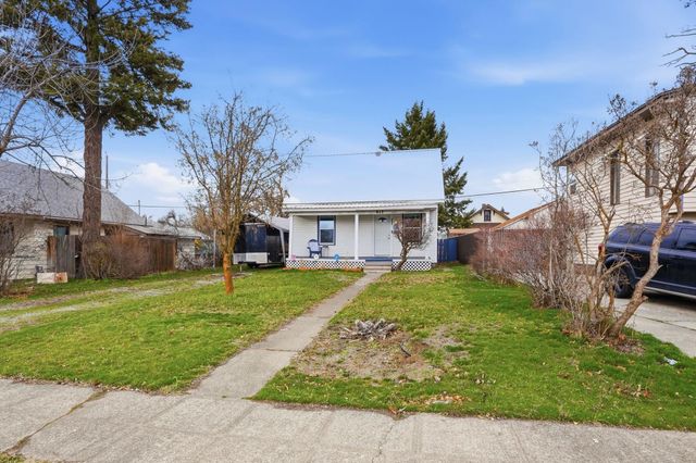 817 E Walton Ave, Spokane, WA 99207
