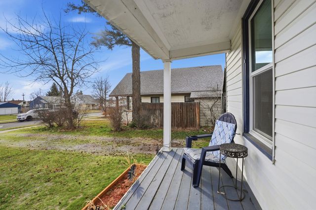 817 E Walton Ave, Spokane, WA 99207