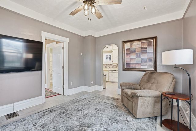 817 E Walton Ave, Spokane, WA 99207