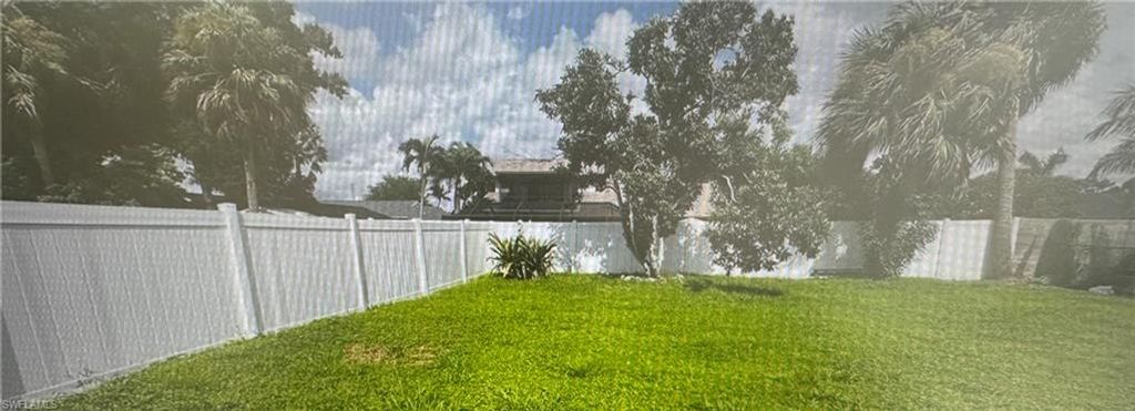 315 SE 24th AVE, CAPE CORAL, FL 33990 — photo 5