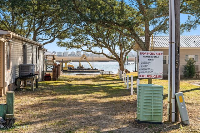 2255 W Tanglewood Drive SW, Supply, NC 28462