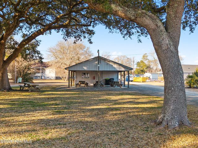 2255 W Tanglewood Drive SW, Supply, NC 28462