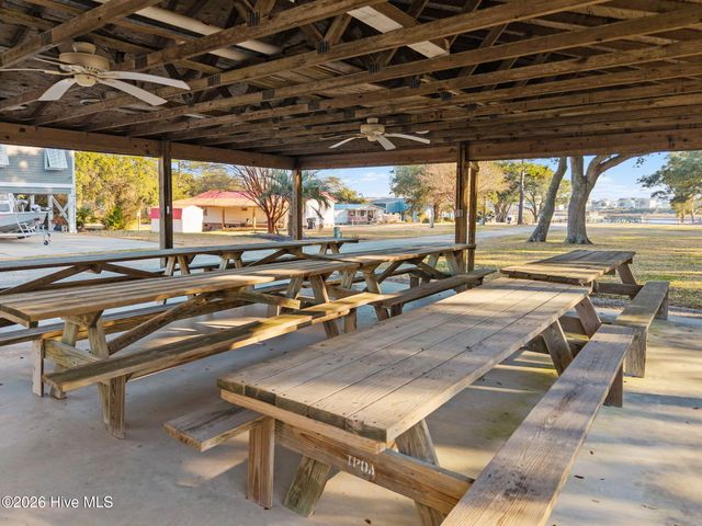 2255 W Tanglewood Drive SW, Supply, NC 28462