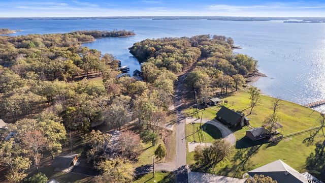 213 County Road 1997, Yantis, TX 75497