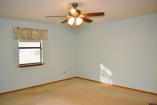 213 County Road 1997, Yantis, TX 75497