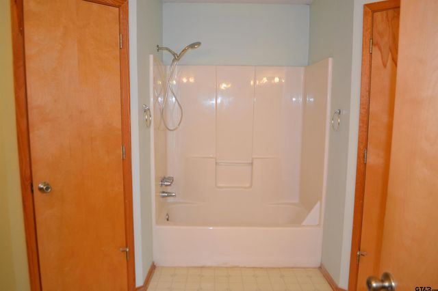 213 County Road 1997, Yantis, TX 75497