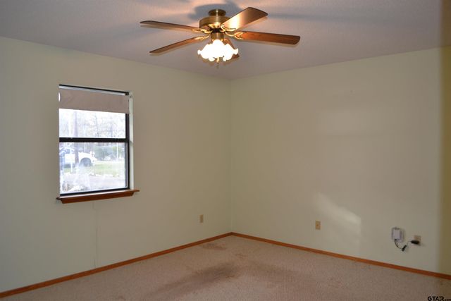 213 County Road 1997, Yantis, TX 75497