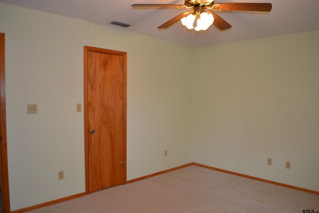 213 County Road 1997, Yantis, TX 75497