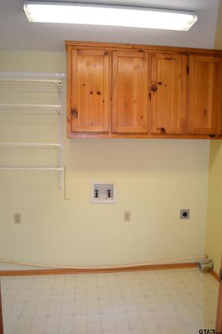 213 County Road 1997, Yantis, TX 75497