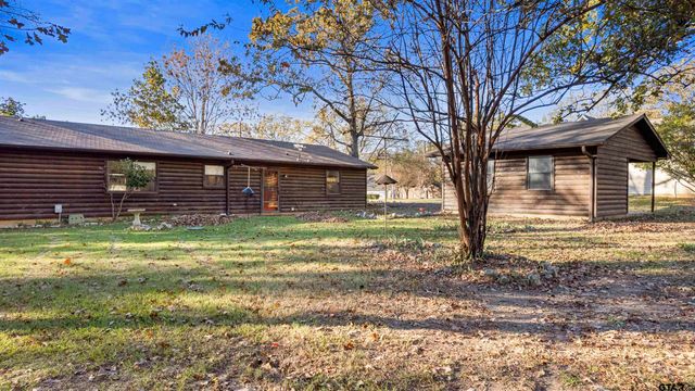 213 County Road 1997, Yantis, TX 75497