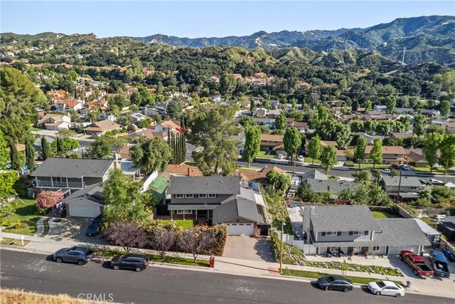 23810 Fambrough, Newhall, CA 91321
