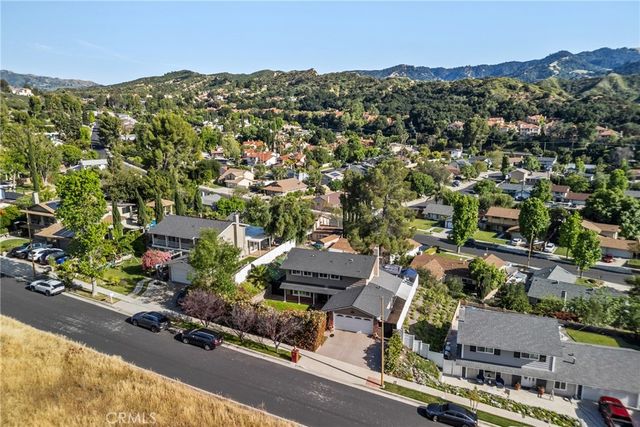 23810 Fambrough, Newhall, CA 91321