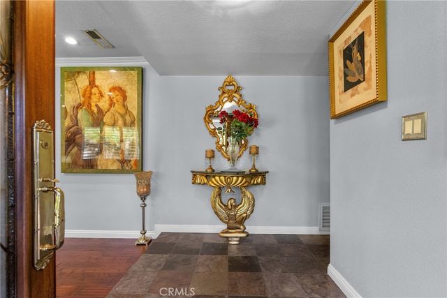 23810 Fambrough, Newhall, CA 91321