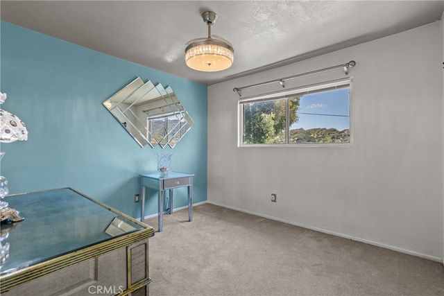 23810 Fambrough, Newhall, CA 91321