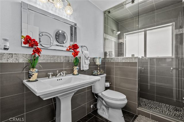 23810 Fambrough, Newhall, CA 91321