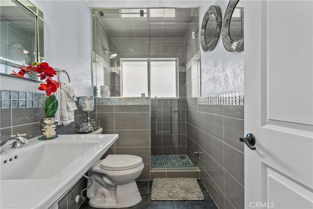 23810 Fambrough, Newhall, CA 91321