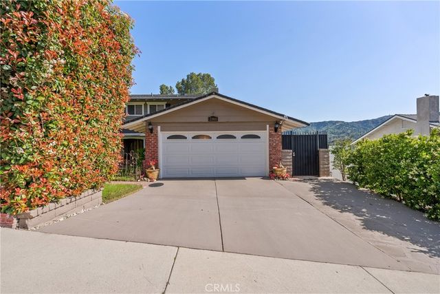 23810 Fambrough, Newhall, CA 91321