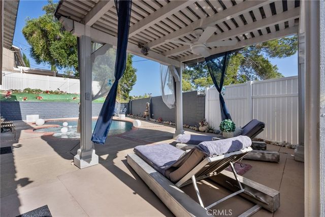 23810 Fambrough, Newhall, CA 91321