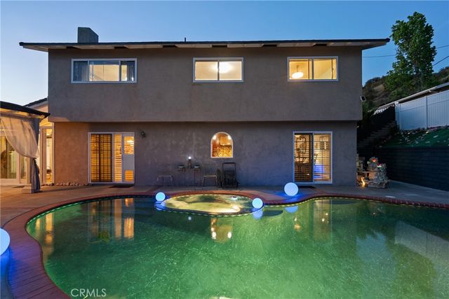 23810 Fambrough, Newhall, CA 91321