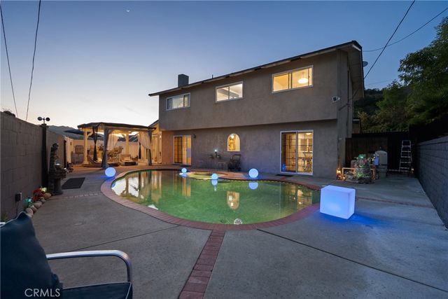 23810 Fambrough, Newhall, CA 91321
