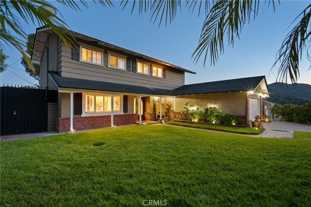23810 Fambrough, Newhall, CA 91321