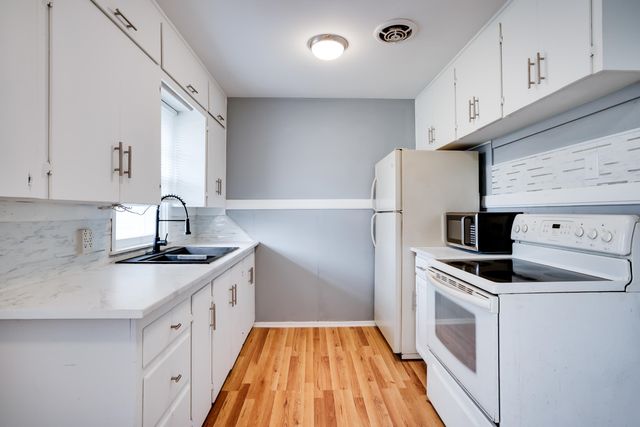 1236 E Galena St, Wichita, KS 67216