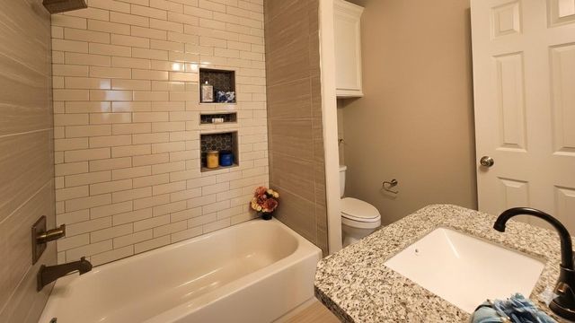 305 Reinerman Street, Houston, TX 77007