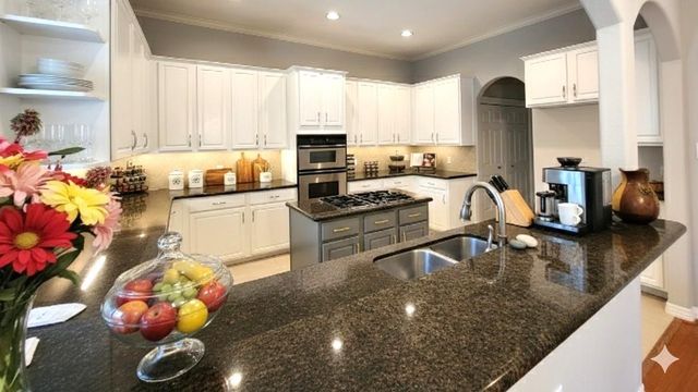 305 Reinerman Street, Houston, TX 77007