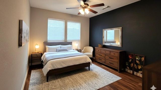 305 Reinerman Street, Houston, TX 77007