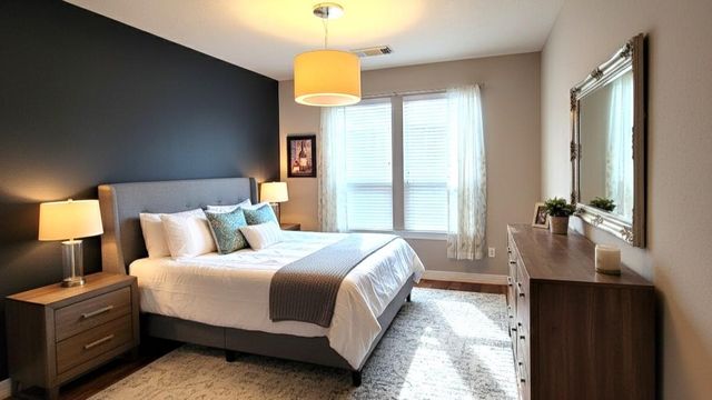 305 Reinerman Street, Houston, TX 77007