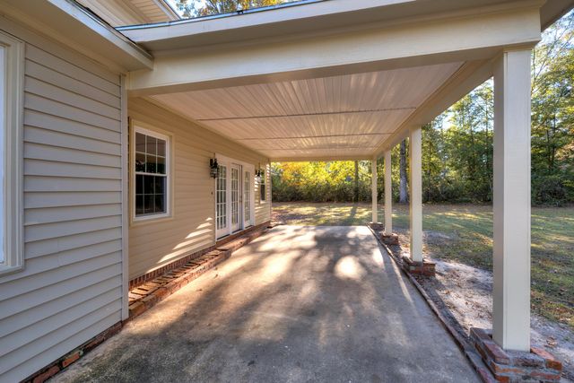 623 Pickwood Drive, Manning, SC 29102