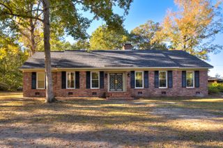623 Pickwood Drive, Manning, SC 29102
