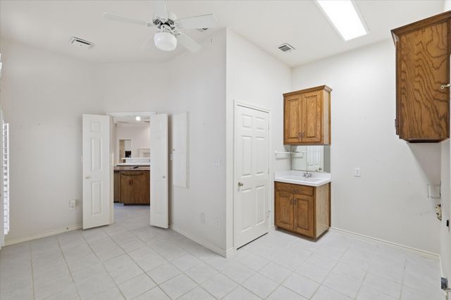 1609 Villa Court, Corinth, TX 76210