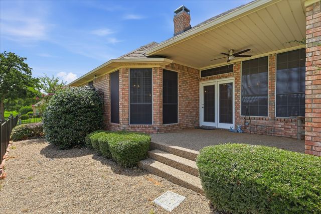 1609 Villa Court, Corinth, TX 76210