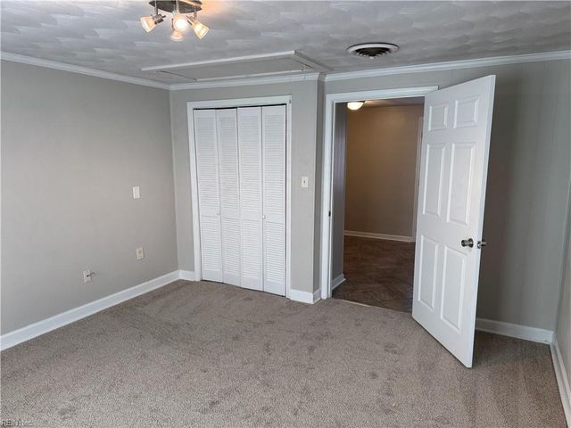2026 Meadow Lake CT, Norfolk, VA 23518