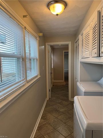2026 Meadow Lake CT, Norfolk, VA 23518
