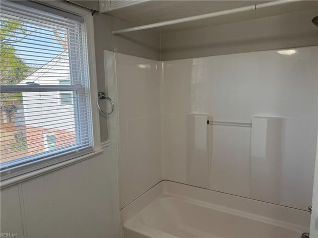 2026 Meadow Lake CT, Norfolk, VA 23518