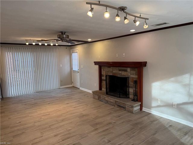 2026 Meadow Lake CT, Norfolk, VA 23518