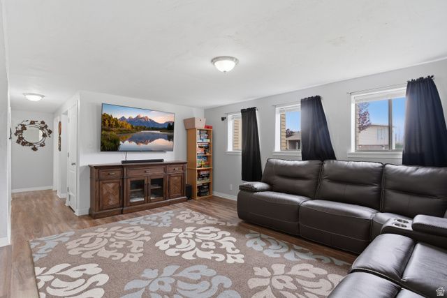 1365 E 5800 S, South Ogden, UT 84405