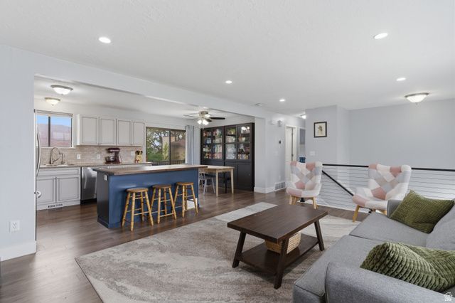 1365 E 5800 S, South Ogden, UT 84405