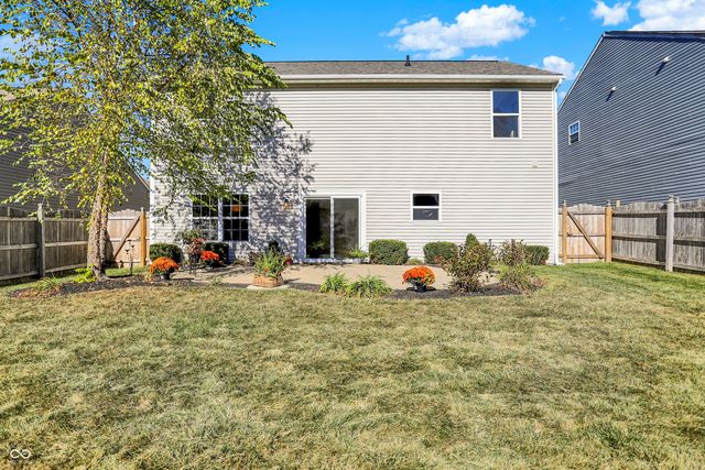11055 Long Lake Lane, Fishers, IN 46037
